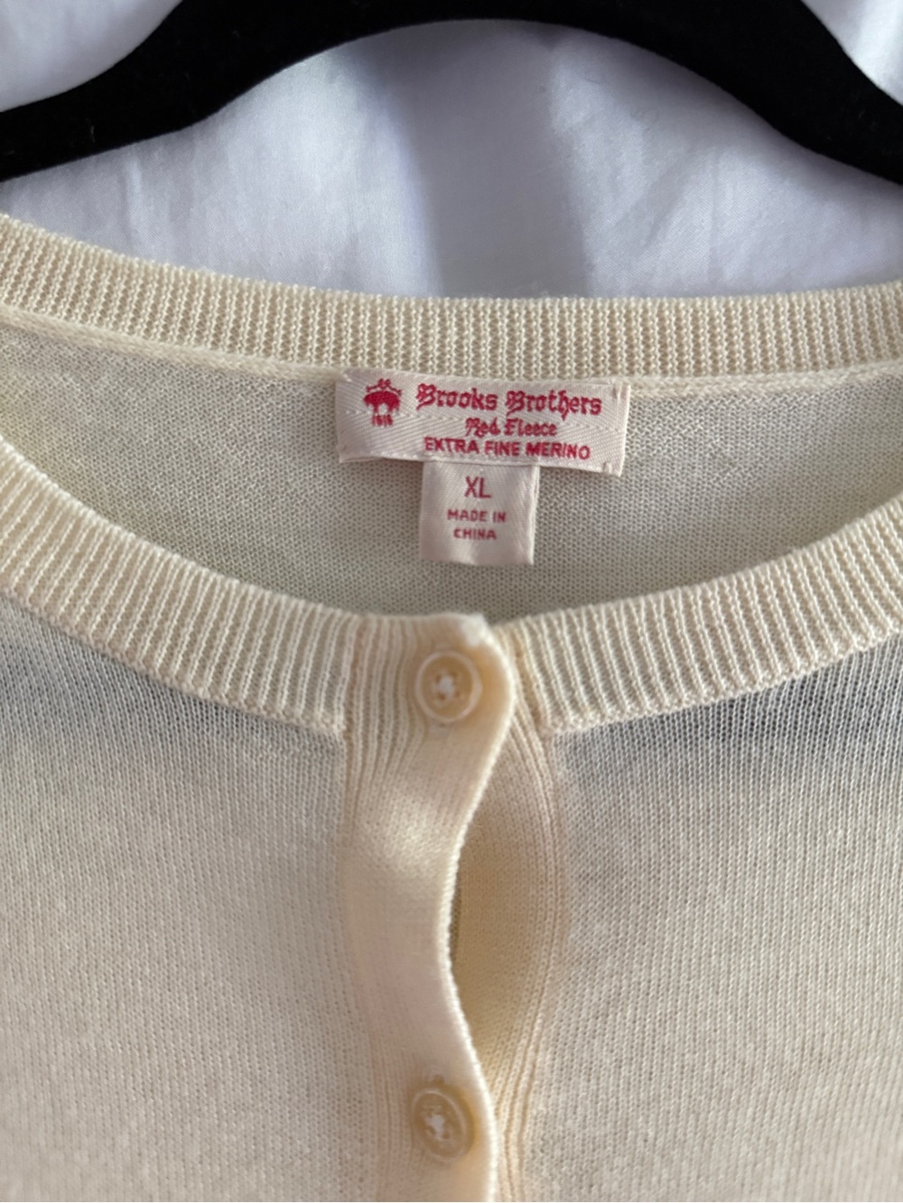 Classic Butter Yellow Button-Front Women's Cardigan 100% Merino Wool - Picture 2 of 5